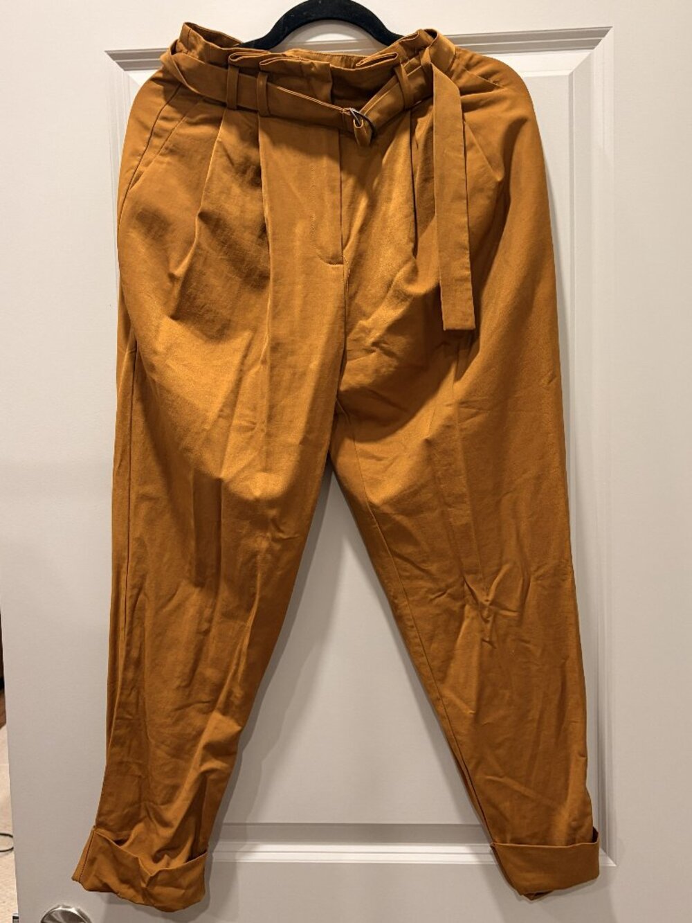 Women's Small (size 4) mustard-brown cropped pants with belt
